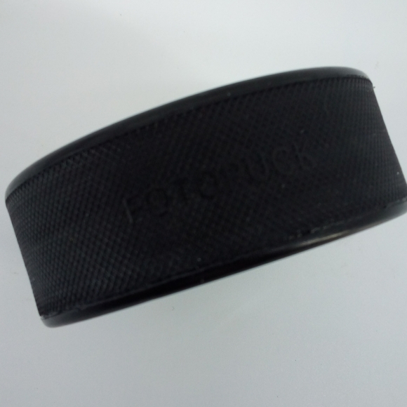 1997 Stanley Cup Detroit Red Wings NHL Championship Champions Hockey Puck - Picture 2 of 4